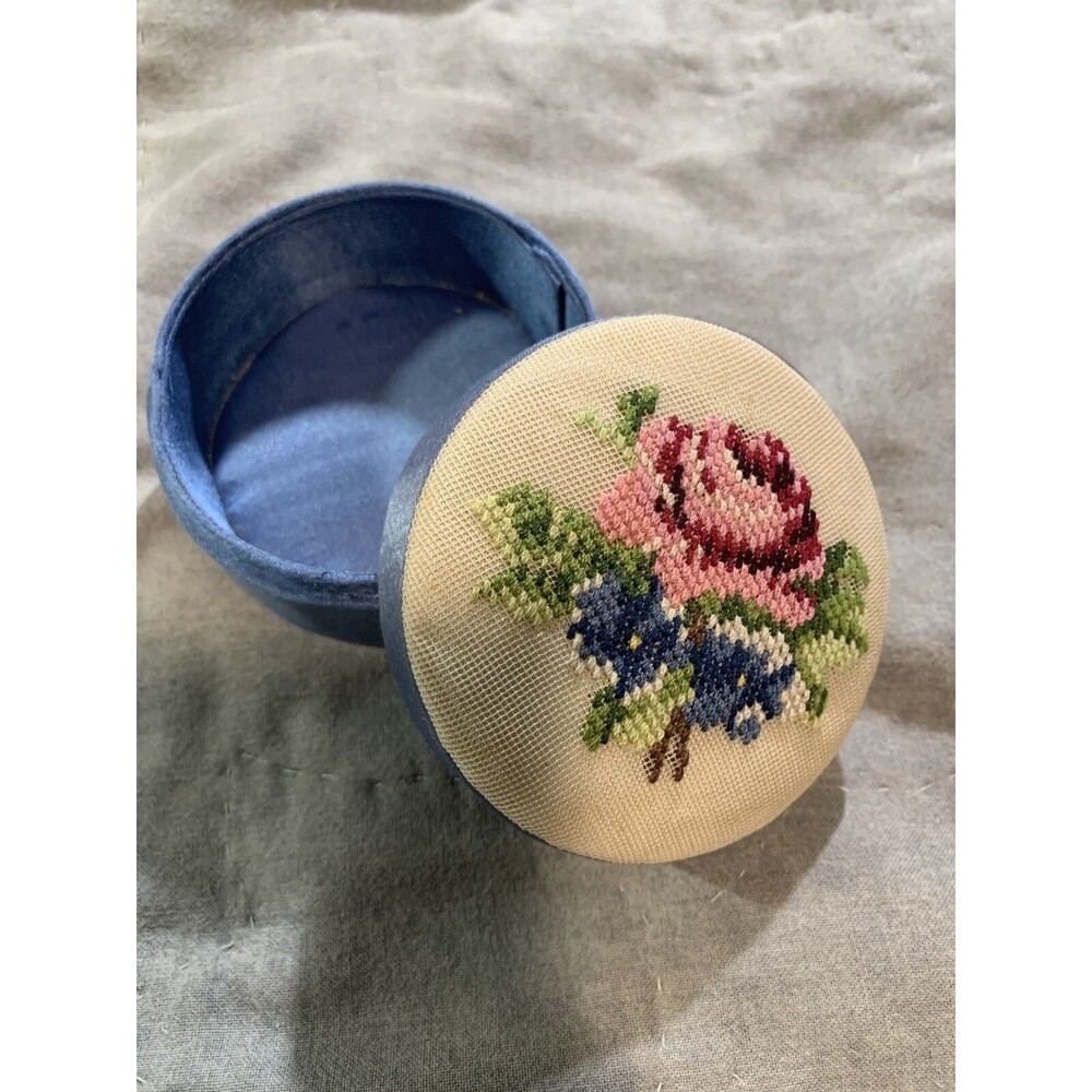 Vtg Fetco Silk Needlepoint Round Jewelry Box Trinket Flowers Hand Stitched ROSE